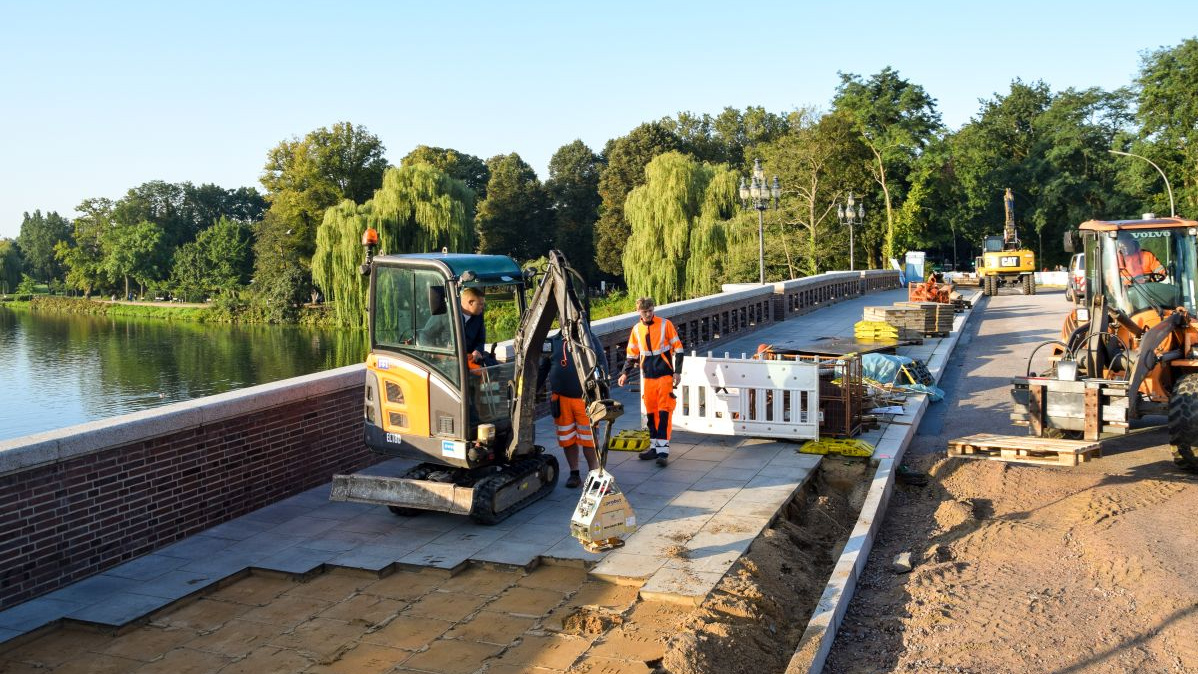 Bauliche Anpassungsarbeiten auf der Krugkoppelbrücke